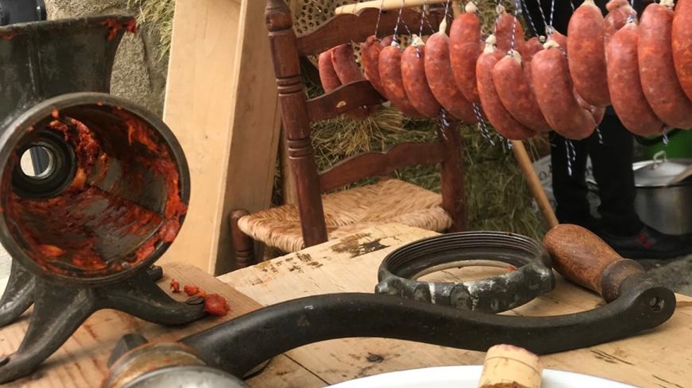 Imagen de una edición anterior de la matanza tradicional en El Barco de Ávila.