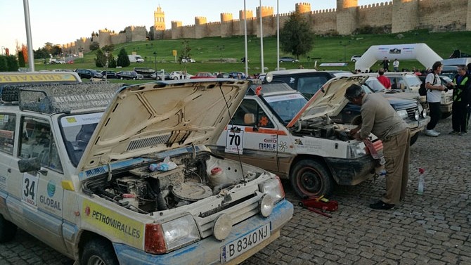 La Spain Classic Raid en su llegada a Ávila en 2017.