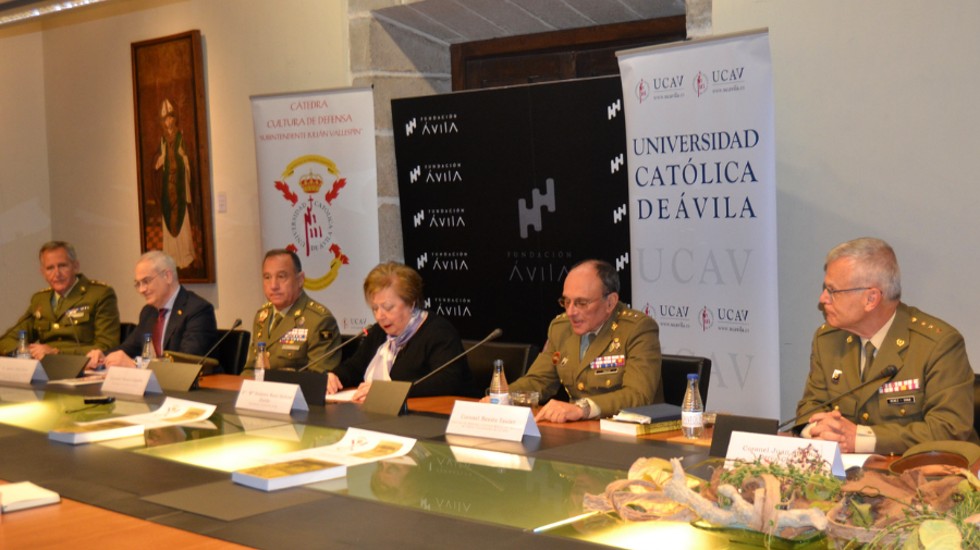Presentación del ciclo de conferencias sobre la historia militar de Ávila.