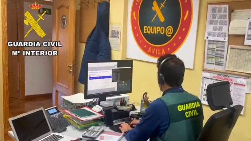Agente del Equipo @ de la Guardia Civil de Ávila.
