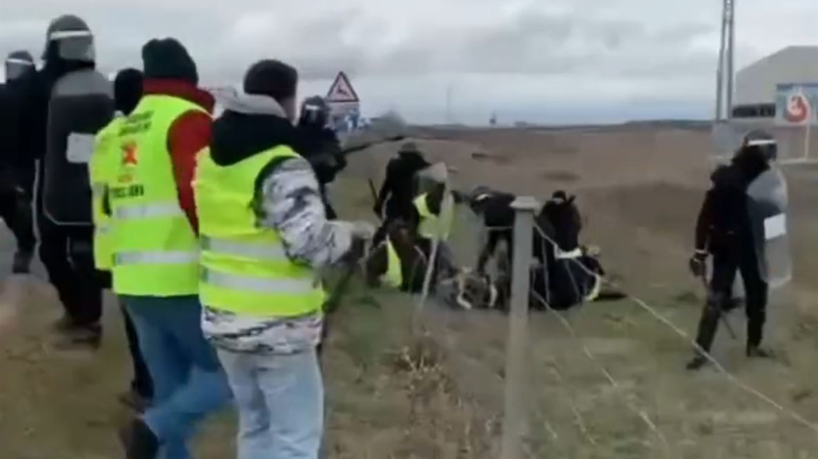 Intervención de la Guardia Civil ante la protesta en la A-6.