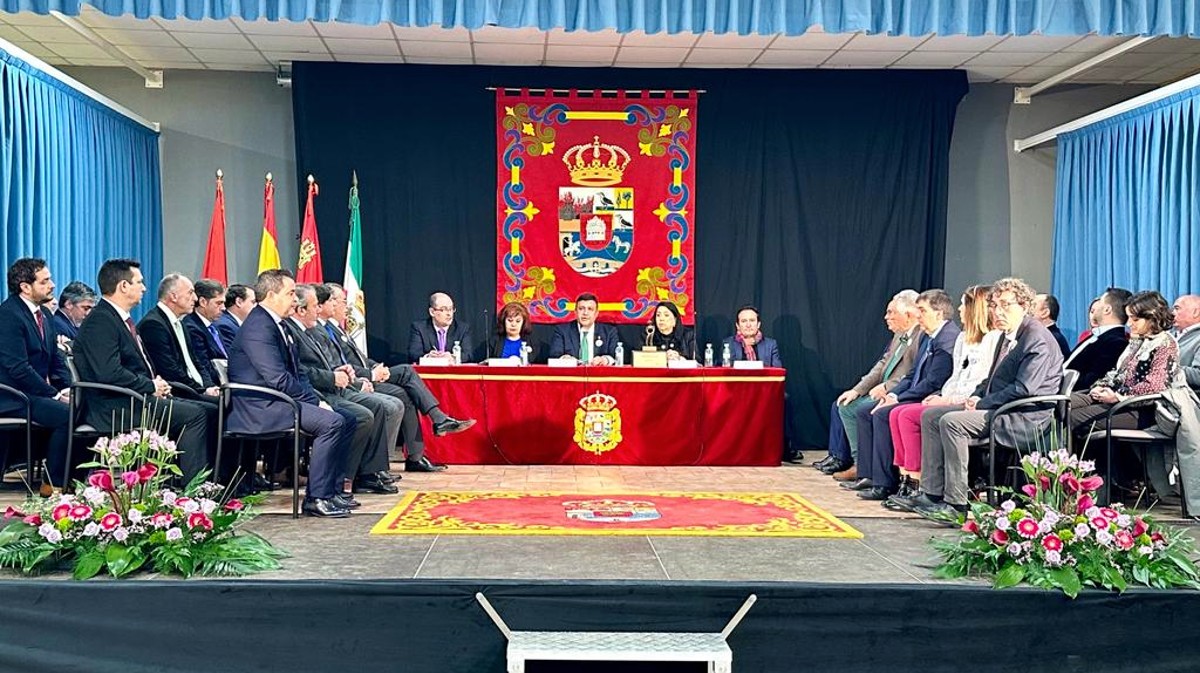 Pleno extraordinario de la Diputación en Casavieja el 8 de marzo de 2023,