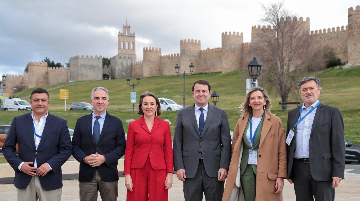 Cuca Gamarra en las jornadas sobre diputaciones del PP en Ávila.