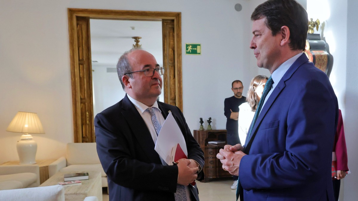 Miquel Iceta y Fern&aacute;ndez Ma&ntilde;ueco en 2023.