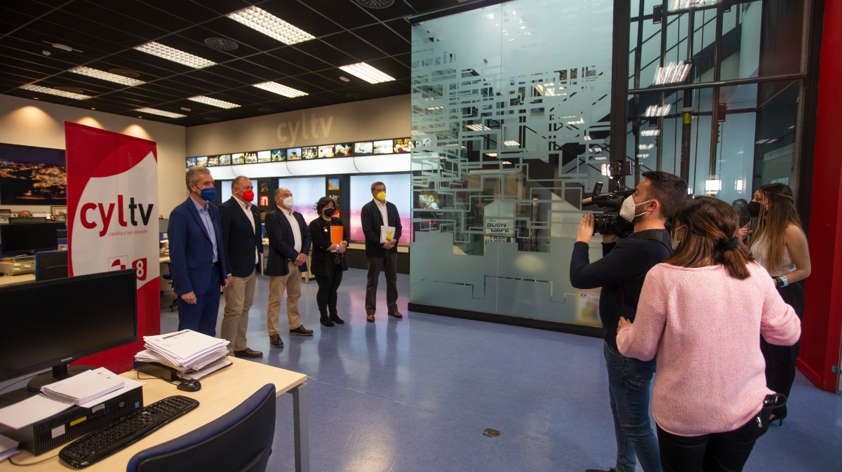 Debate electoral entre los candidatos a las Cortes en 2022.