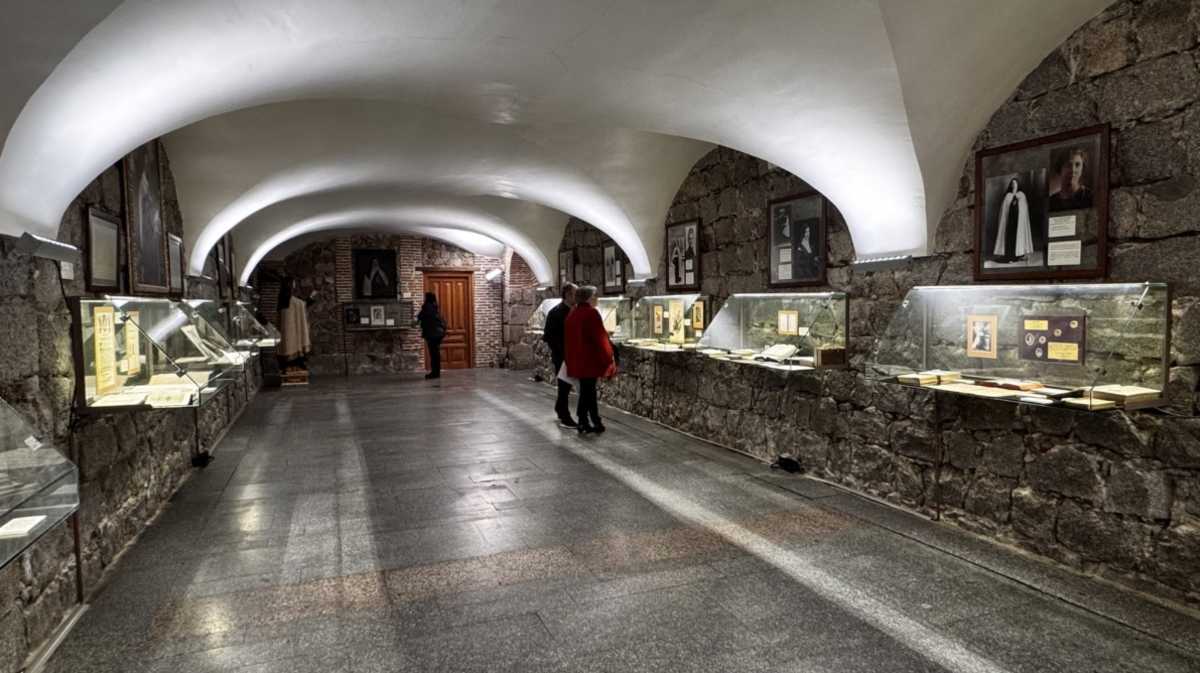 Programa: 511 Años del Nacimiento de Santa Teresa