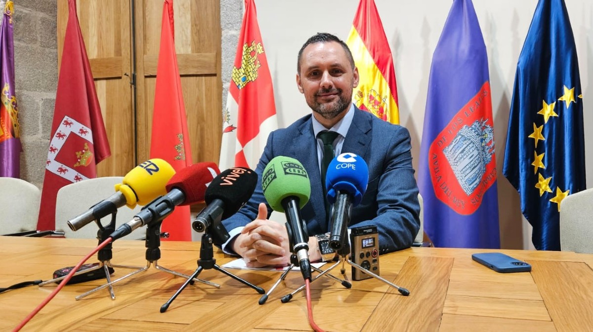 “Entre unos y otros, desde 1998, el proyecto está estancado”