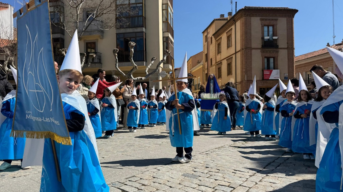 FOTOS | Cuando los niños marcan el paso