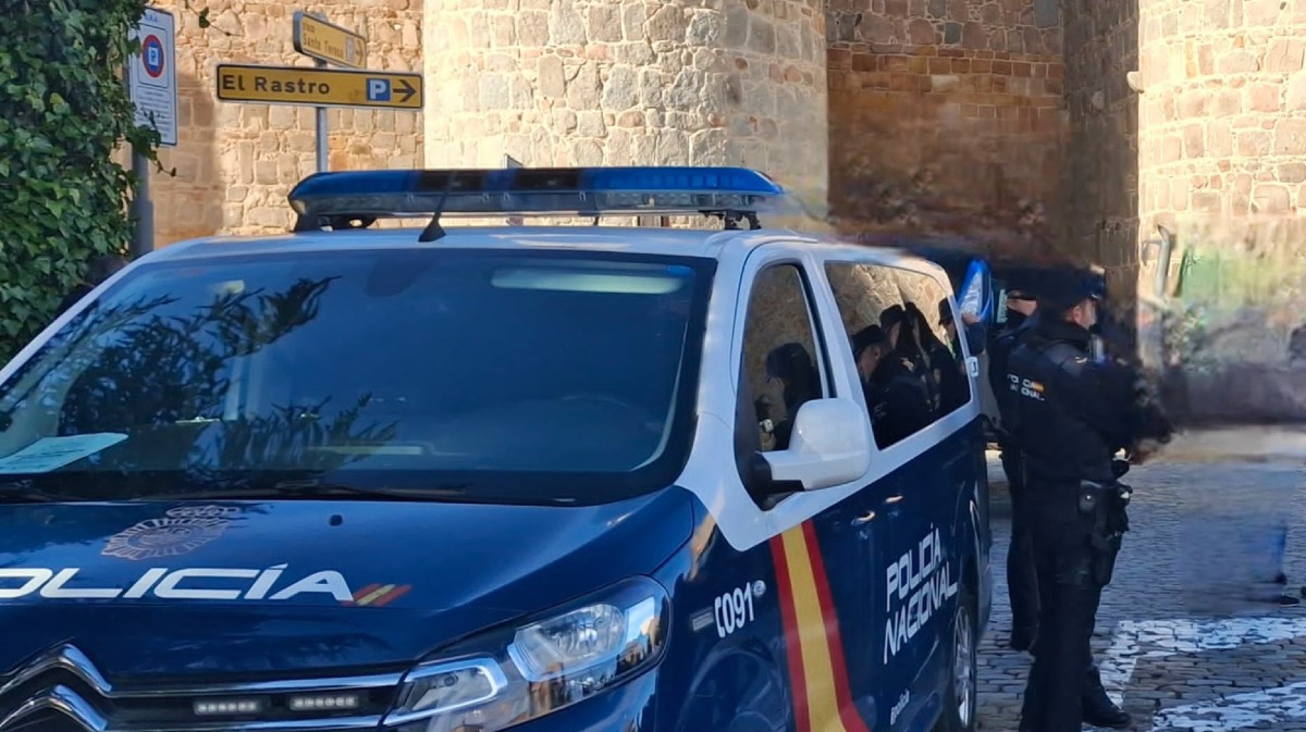 Veh&iacute;culo patrulla de la Polic&iacute;a Nacional.