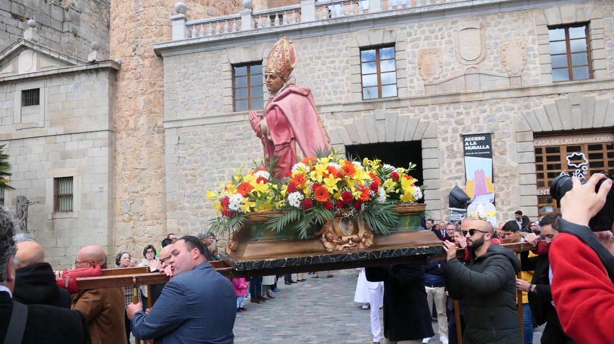 Procesi&oacute;n de San Seguindo.