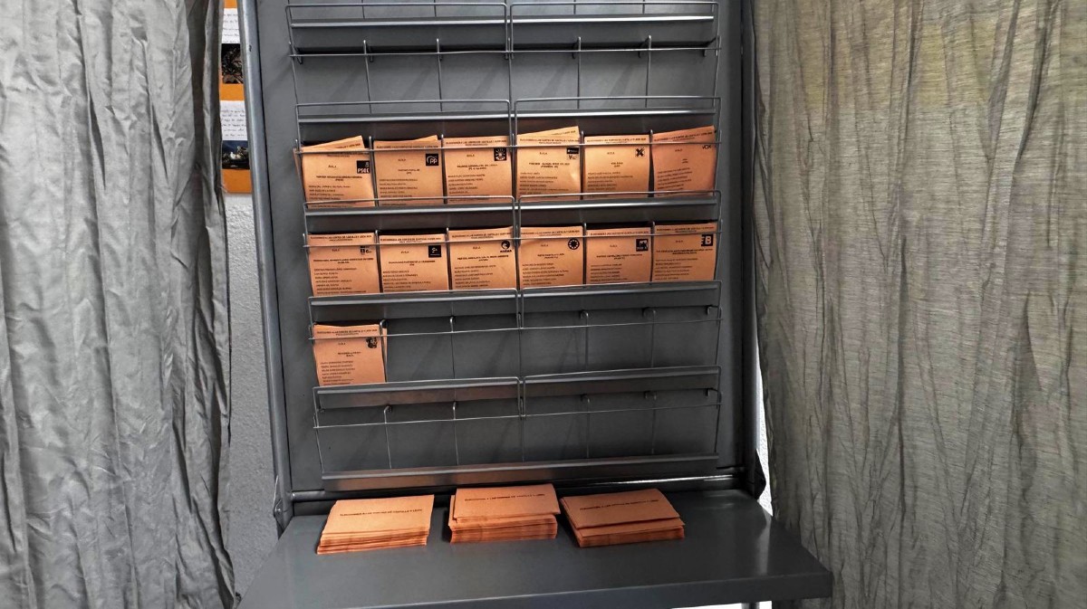 Colegio electoral el domingo.