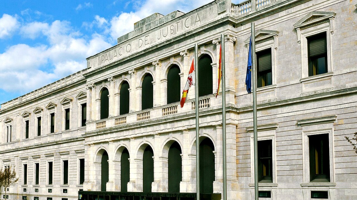 Tribunal Superior de Justicia de Castilla y Le&oacute;n en Burgos.