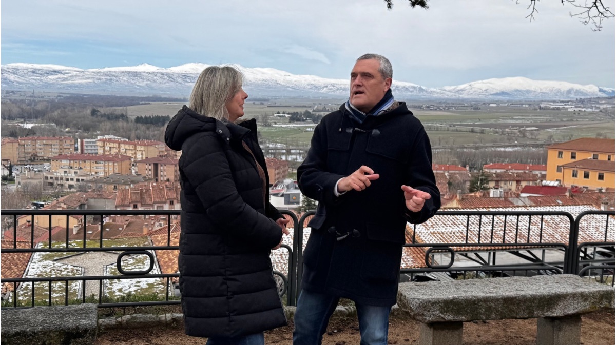 Por Ávila pide una ley de agentes medioambientales y contar con el sector primario