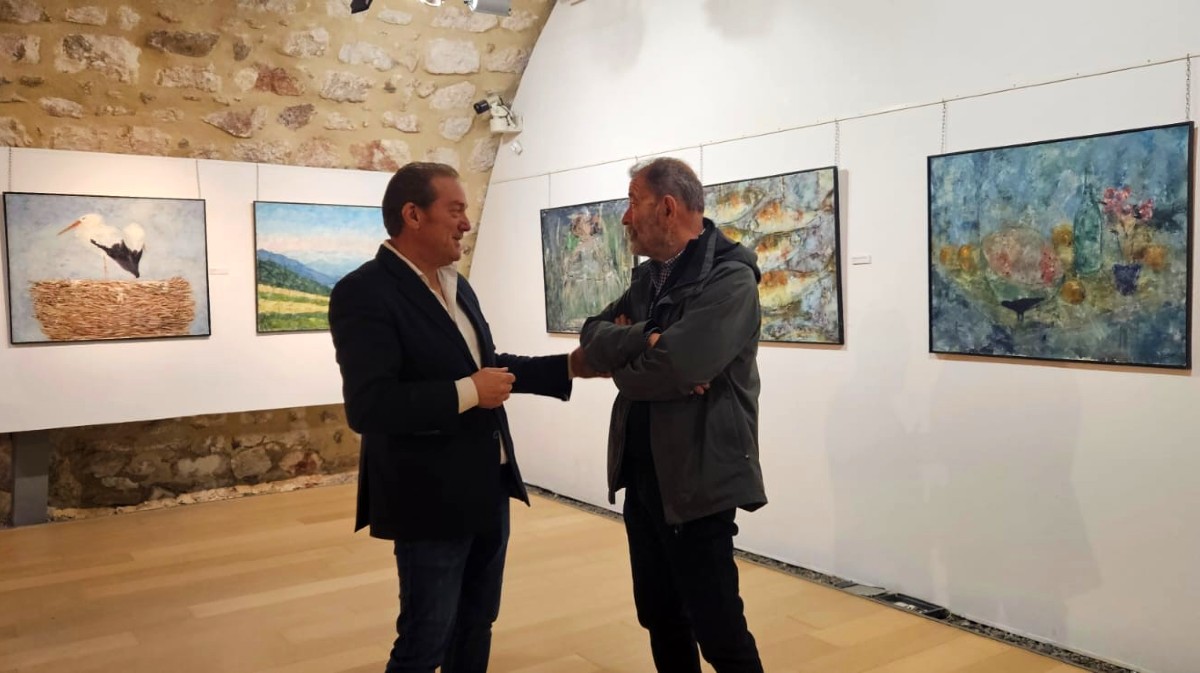 Javier Solana Galván debuta con sus óleos de ‘Espacios en la memoria’