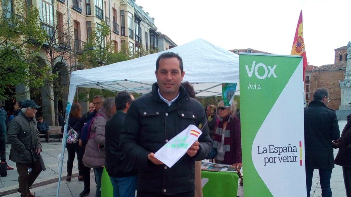 David Sierra, primer presidente de la gestora de Vox en &Aacute;vila en 2014.