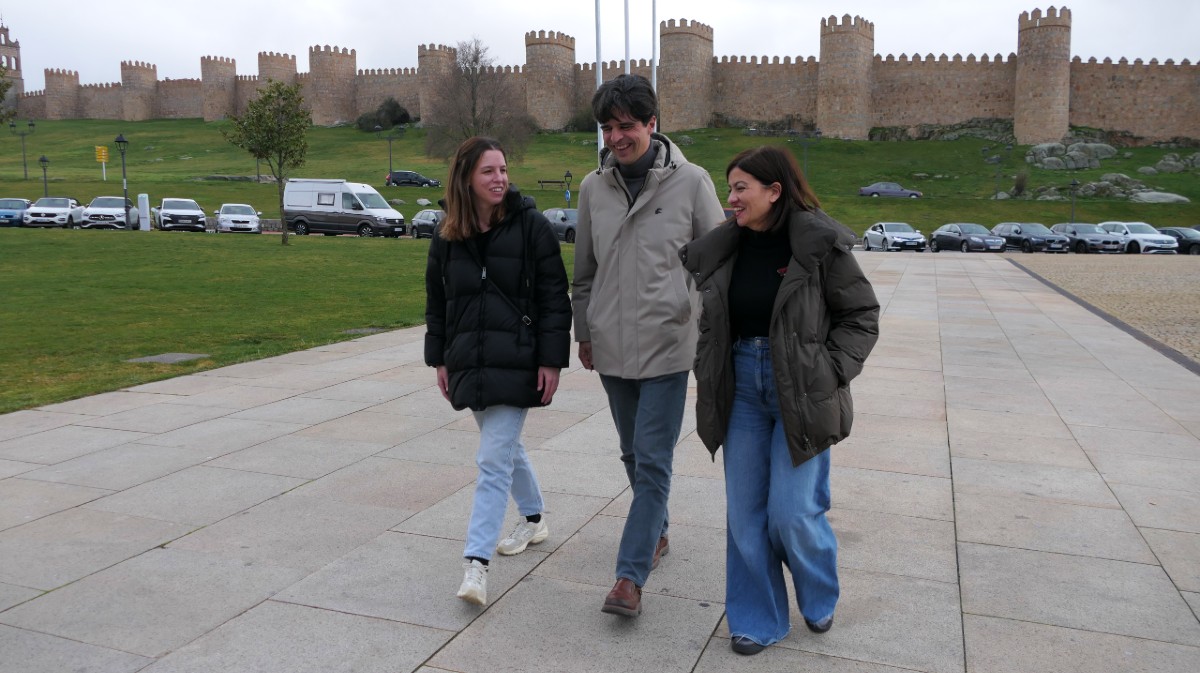 Sira Rego advierte de que “la certeza con Mañueco es que, si les dan los números, tendrá que gobernar con Vox”