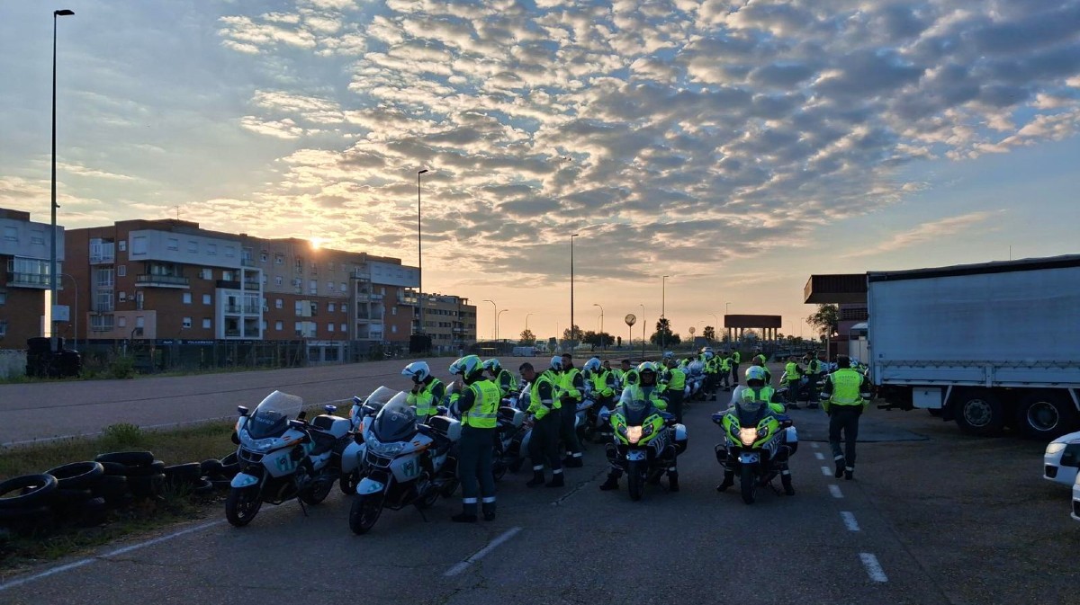 Salida de motoristas del Curso de la Especialidad de Tr&aacute;fico de la Guardia Civil.