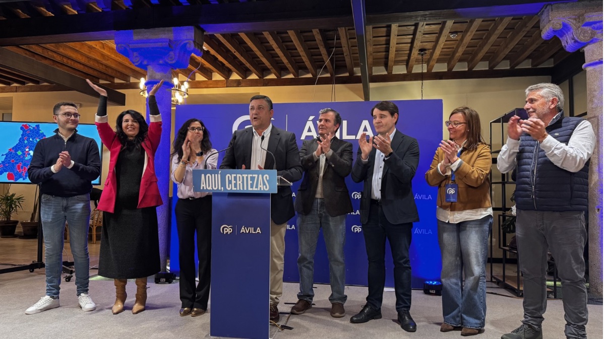 El PP valorando los resultados electorales