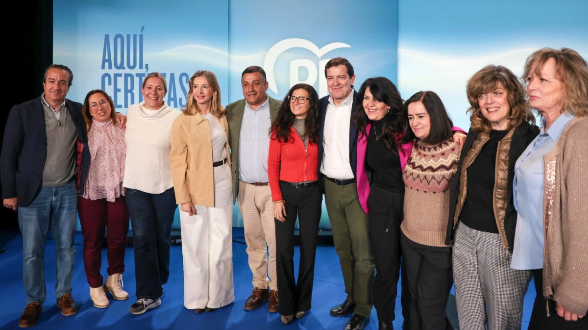 Candidatas y representantes del PP con Ma&ntilde;ueco en Burgos con motivo del 8M.