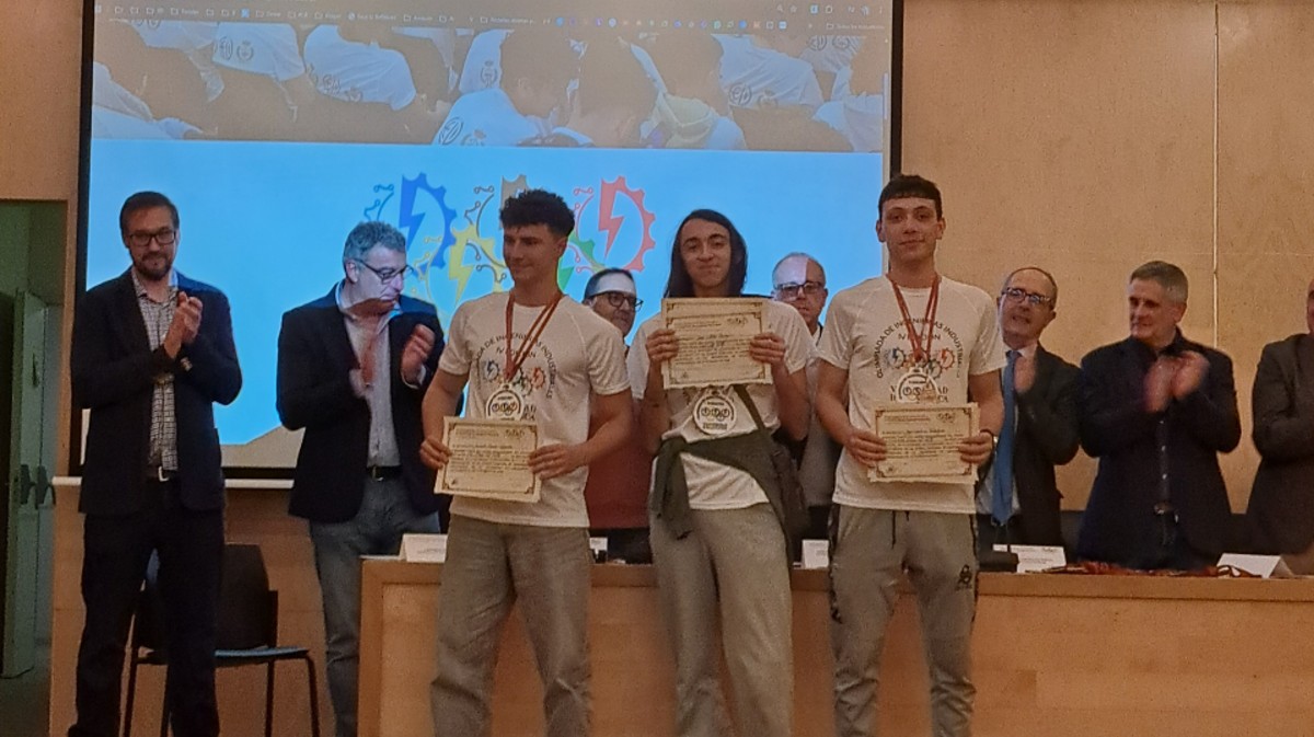 IES La Adrada, ganador de la Olimpiada Industrial.