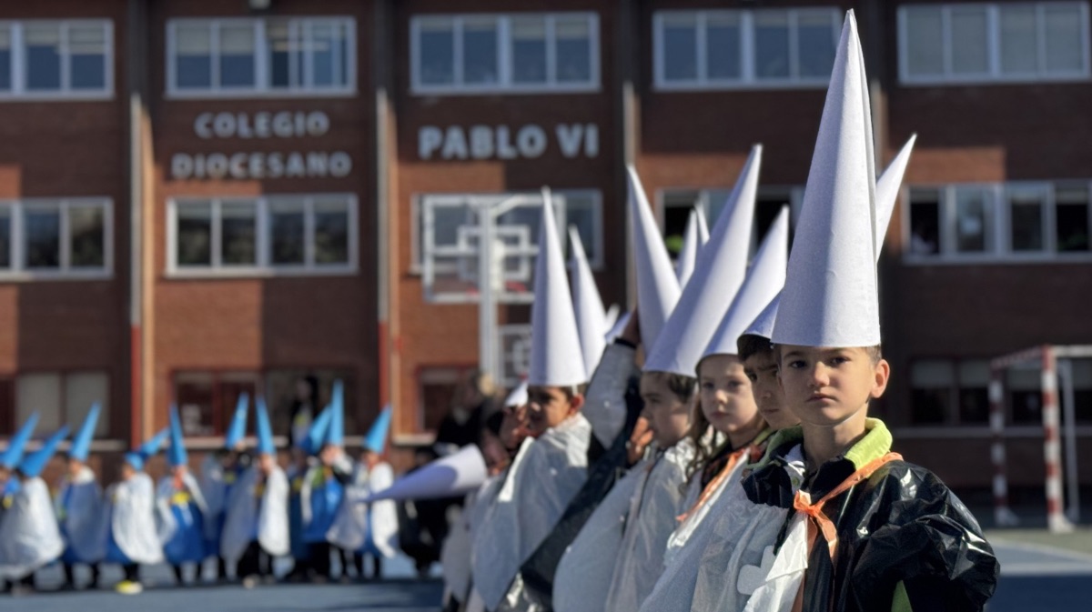 Procesi&oacute;n de La Borriquilla en el colegio Pablo VI