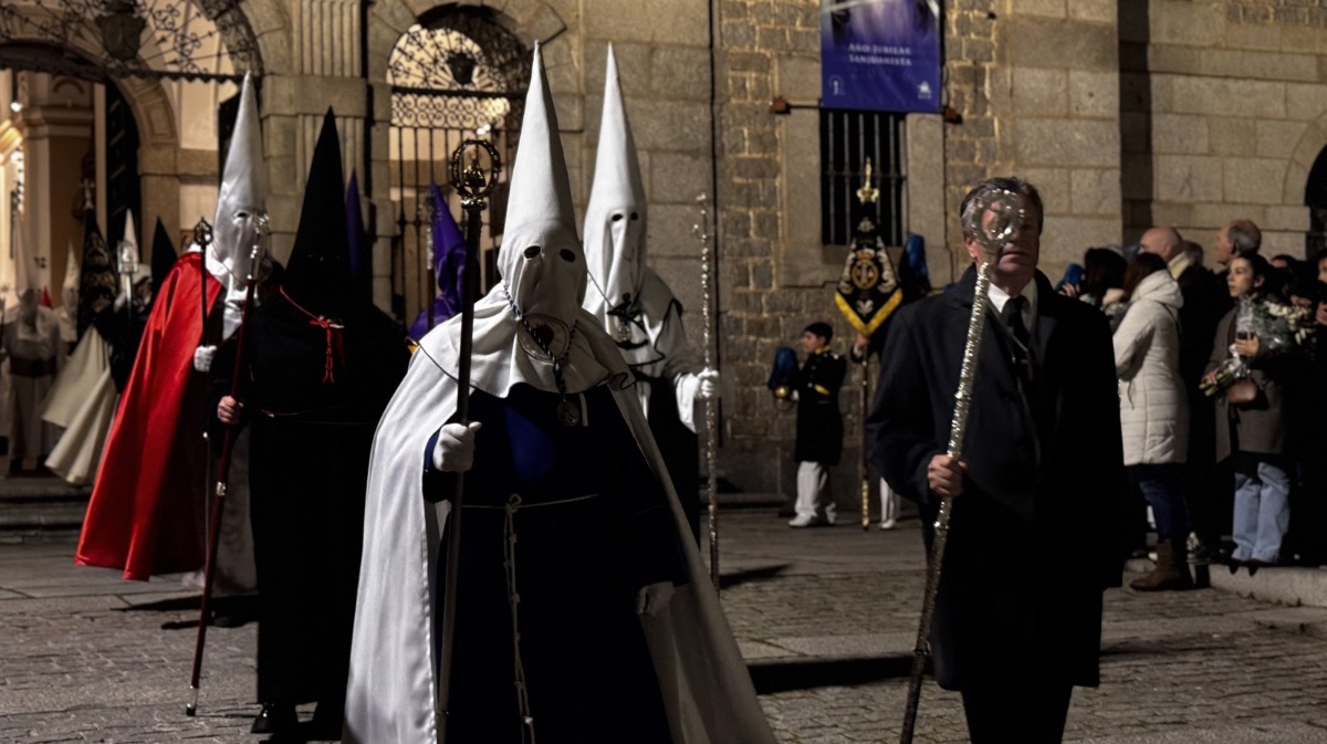 Procesi&oacute;n del V&iacute;a Matris