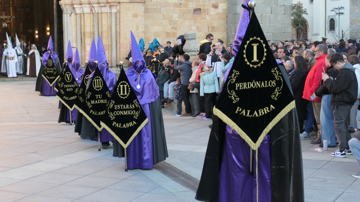 Procesi&oacute;n de los Estudiantes.