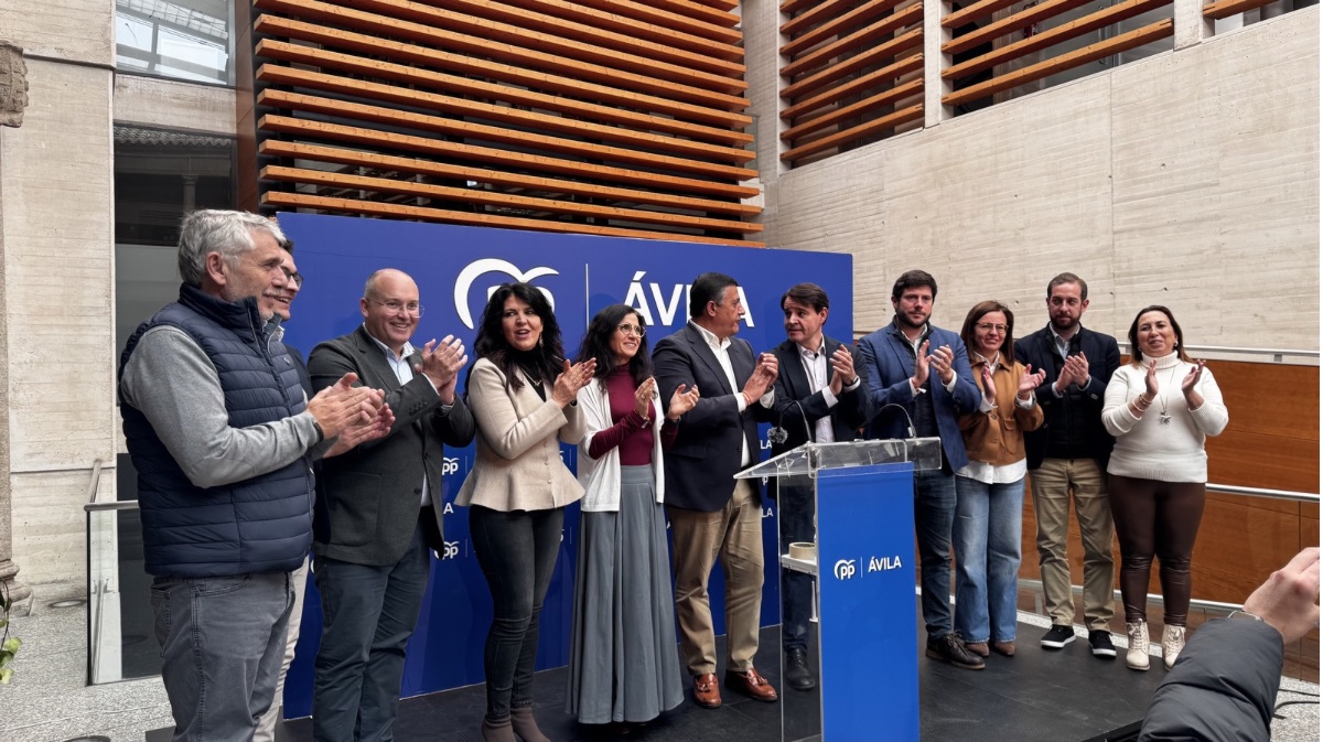 Reuni&oacute;n del comit&eacute; de campa&ntilde;a del Partido Popular de &Aacute;vila