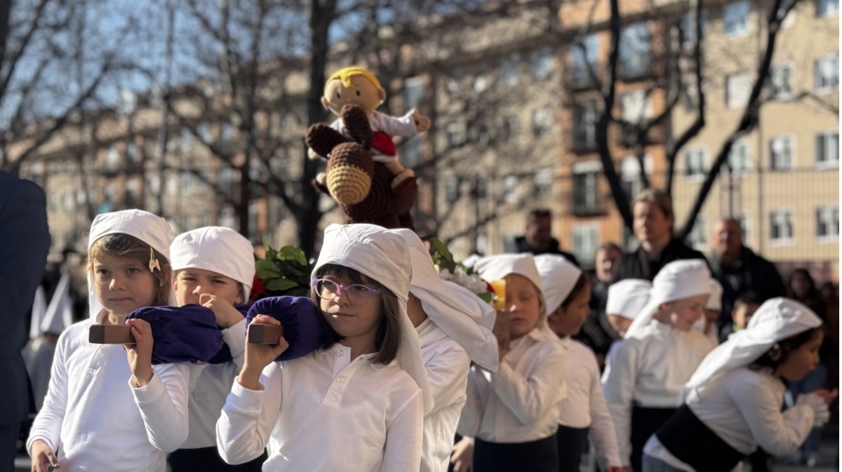 Procesi&oacute;n de La Borriquilla en el colegio Pablo VI