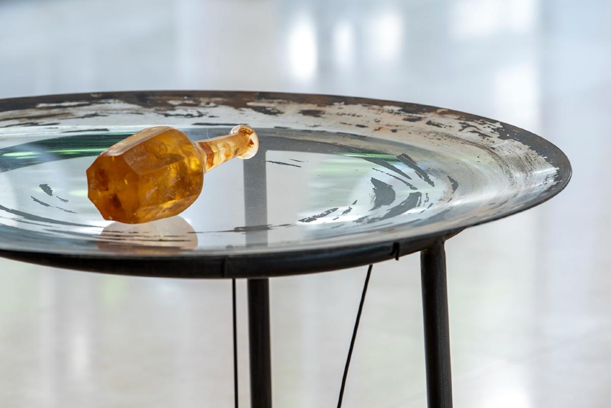 &lsquo;Yo, vos y la luna&rsquo;, de Tunga, en Collegium.