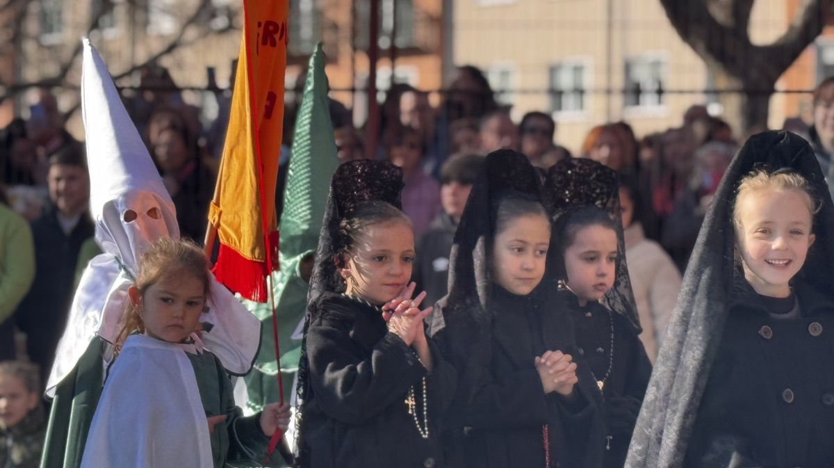 Procesi&oacute;n de La Borriquilla en el colegio Pablo VI