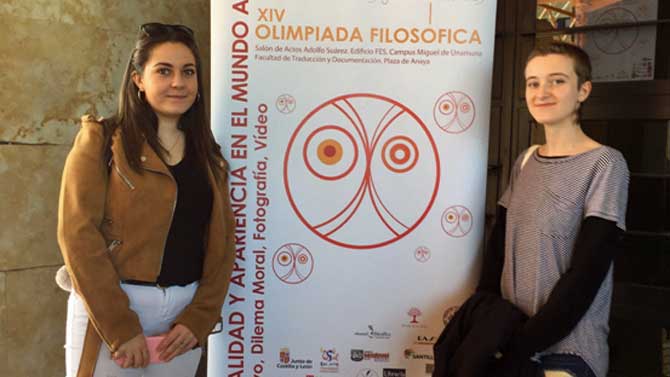Ángela Martín y Elena Sáez, finalistas de la Olimpiada Filosófica de Castilla y León.