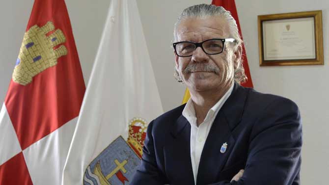 Víctor Morugij, candidato a la alcaldía de El Barco de Ávila.