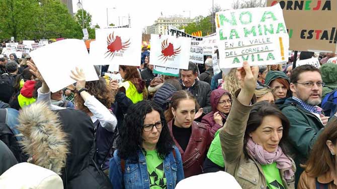 Manifestaci&oacute;n contra la despoblaci&oacute;n.