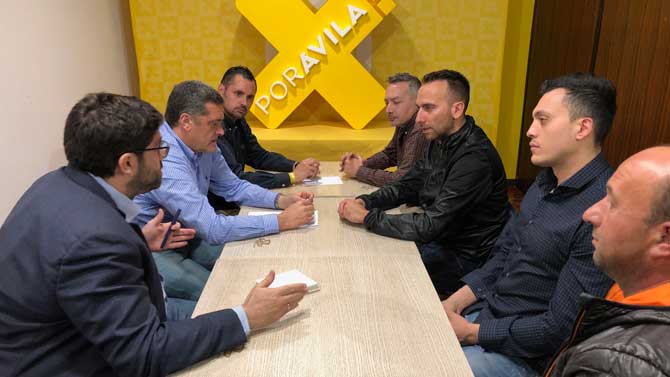 Reunión de responsables de Por Ávila con miembros de las empresas auxiliares de Nissan.