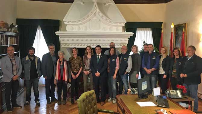 Los socios del proyecto europeo Night ligth en la Diputación de Ávila.