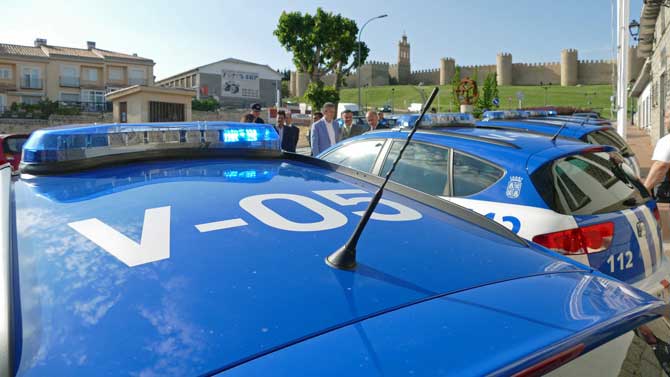 Vehículos patrulla de la Policia Local.