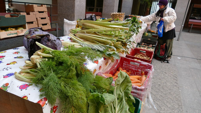 Mercado ecol&oacute;gico de UCCL.