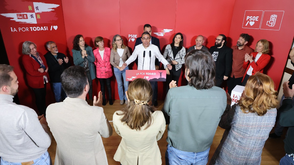 Presentación de candidato del PSOE de Arenas en marzo.