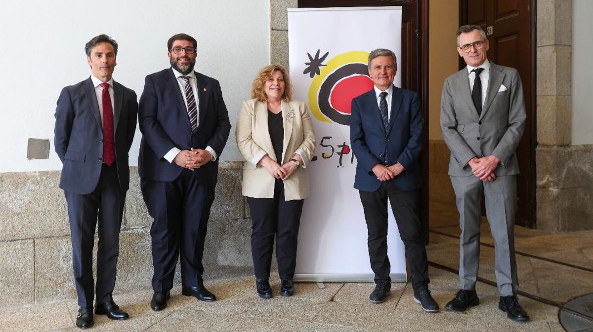 Presentación de la oferta turística de las Ciudades Patrimonio en Oporto.