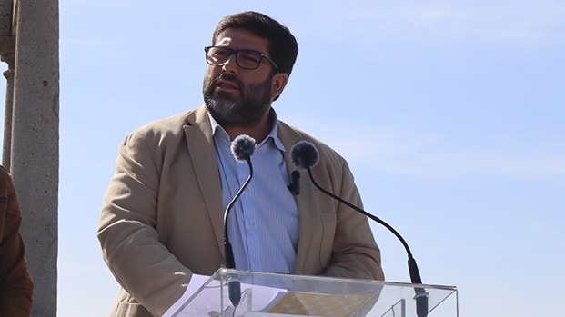 Jesús Manuel Sánchez Cabrera en una rueda de prensa sobre turismo en los Cuatro Postes.