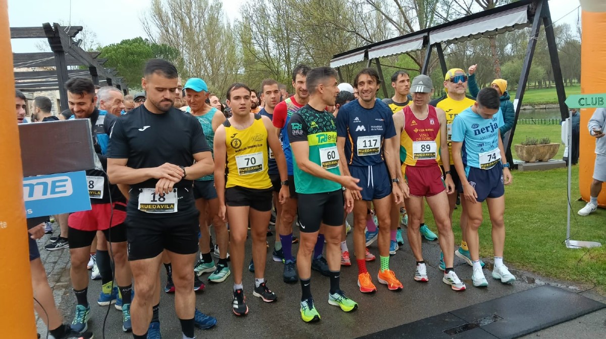 Participantes en la Carrera solidaria &lsquo;Corre por el P&aacute;rkinson&rsquo;.