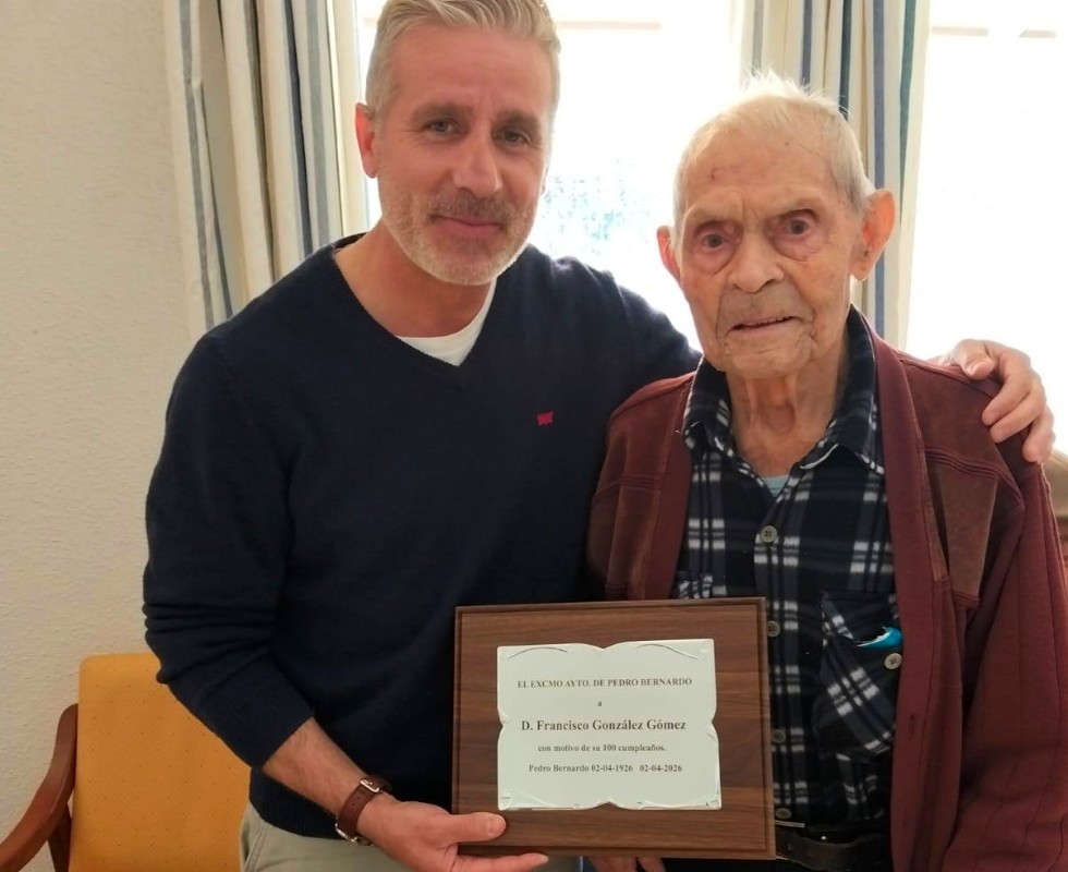 Homenaje por los 100 años de vida en Pedro Bernardo