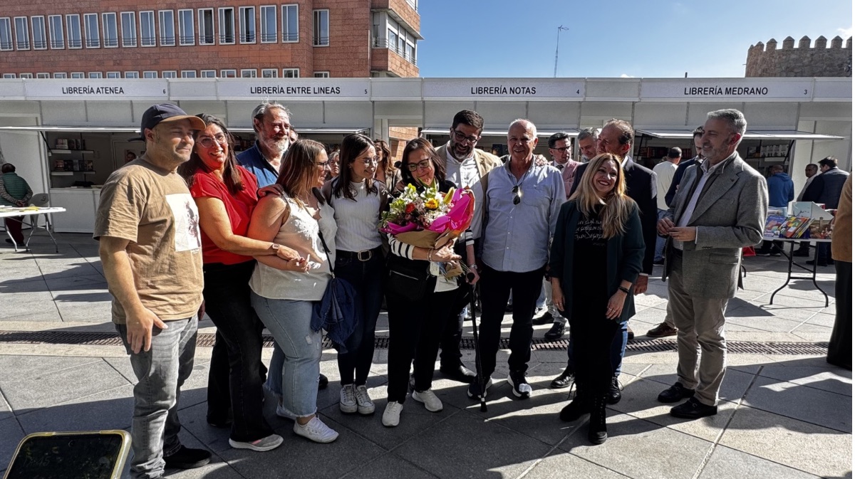 Homenaje a libreros en la inauguraci&oacute;n de la Feria del Libro
