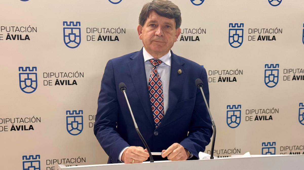 Juan Carlos S&aacute;nchez Mes&oacute;n explica los acuerdos de la Junta de Gobierno en Diputaci&oacute;n.