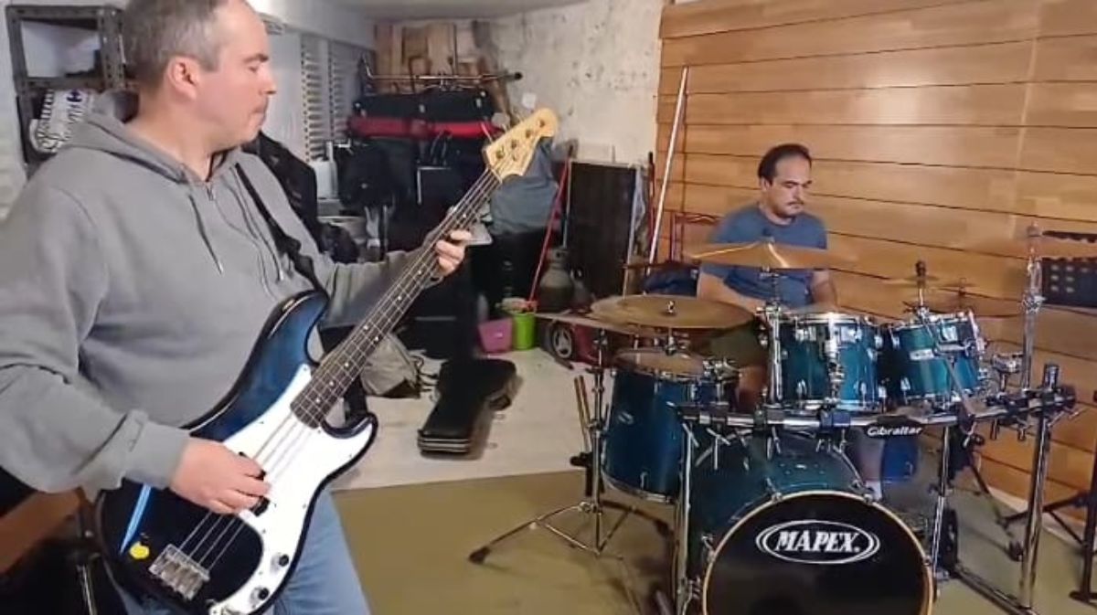 Algunos de los integrantes del grupo Spellbound.