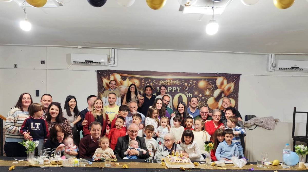 Epifan&iacute;a Est&eacute;vez celebra su 100 cumplea&ntilde;os en Padiernos.