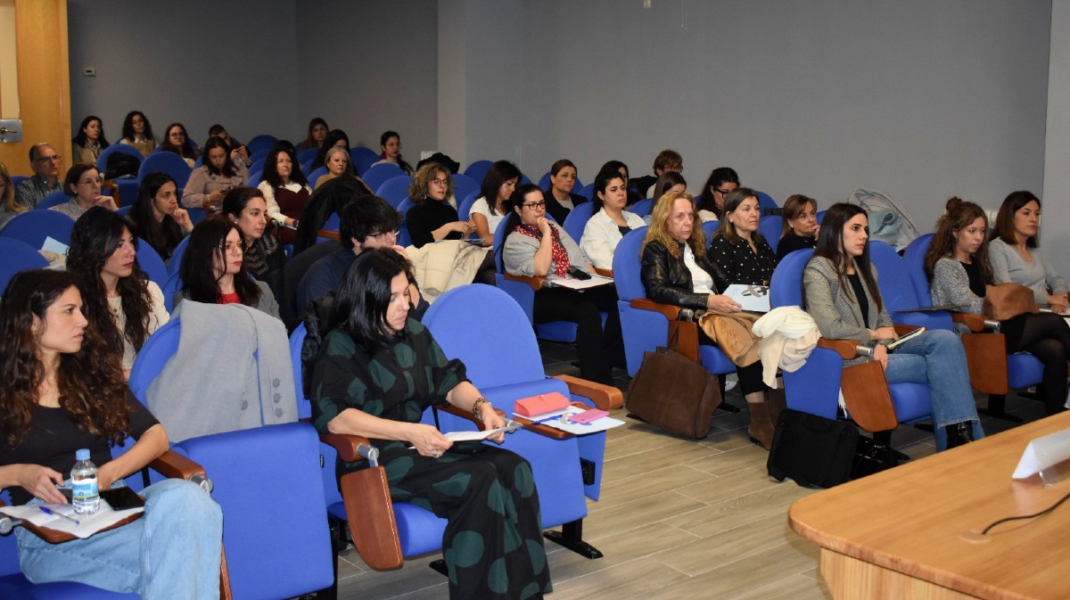 Reclaman la figura de la enfermera escolar ante el aumento de problemas de salud mental en adolescentes