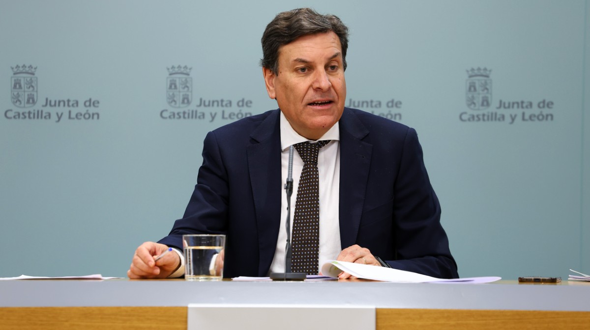 Fern&aacute;ndez Carriedo explica los acuerdos del Consejo de Gobierno.