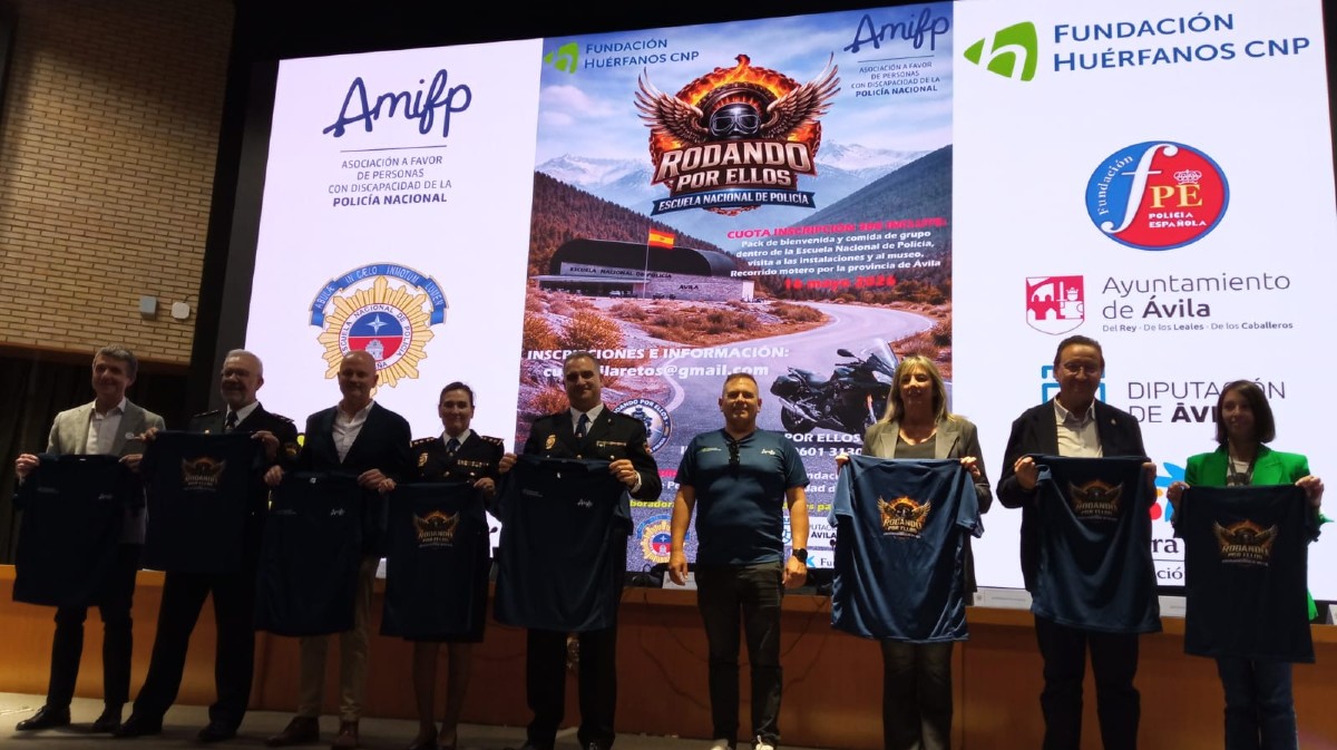 Presentaci&oacute;n de la cita motera 'Rodando por ellos'.